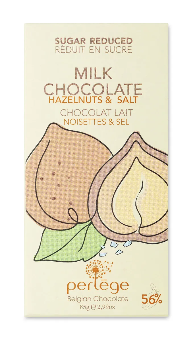 Emballage beige de tablette « Perlège » chocolat au lait noisettes et sel 56% réduit en sucre, 85gr, illustré d'une noisette et d'une feuille verte dessinées au trait.