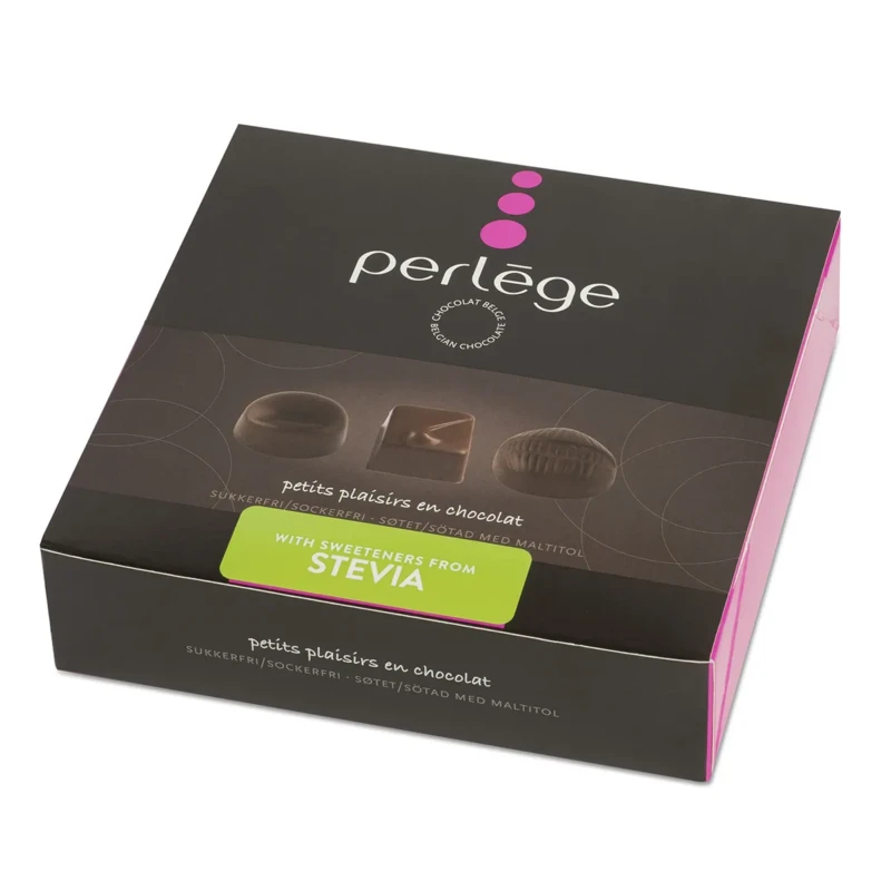Coffret noir « Perlège Belgian Chocolate », « petits plaisirs en chocolat », avec pralines assorties illustrées et étiquette verte « With sweeteners from Stevia ».